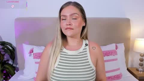 Gaia Baker  online show from 05-28-26, 01:52