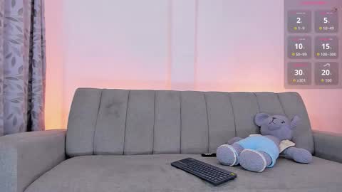 gal_stone_ online show from 02-28-26, 04:13