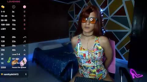 Snapshot of gala_dimou chatting on 09-28-25, 05:02 Gala Dimou online show from 09-28-25, 05:02