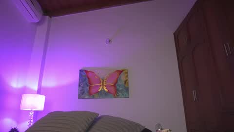 Snapshot of gala_monroe chatting on 12-04-25, 11:08 gala_monroe online show from 12-04-25, 11:08