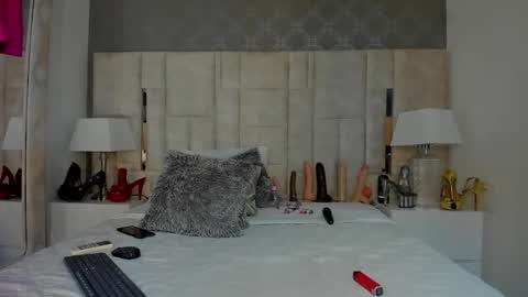  Gale  online show from 03-12-25, 04:19