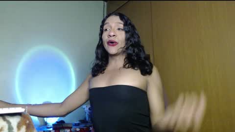 Genesis Isabell gil online show from 12-16-25, 01:54