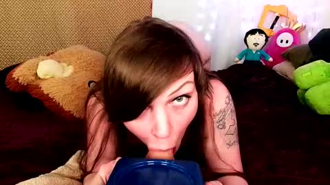 Snapshot of gamergirlroxy chatting on 02-16-25, 07:15 GamerGirlRoxy online show from 02-16-25, 07:15