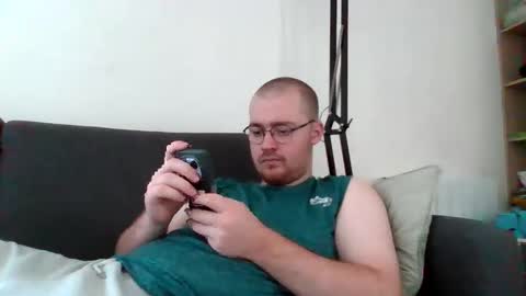 Snapshot of gaminexb24 chatting on 09-20-25, 11:00 FrenchBoyxb24 online show from 09-20-25, 11:00