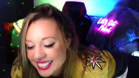 Snapshot of garagesex22 chatting on 01-08-25, 07:13 Jenna - be back MONDAY night. online show from 01-08-25, 07:13