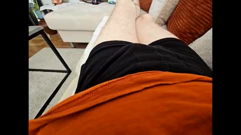 garbis11 online show from 10-29-25, 03:03