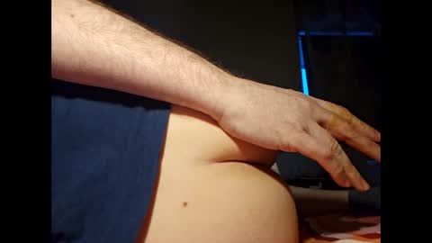 garbis11 online show from 12-16-25, 03:39