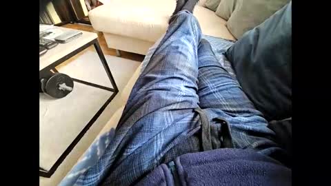 Snapshot of garbis11 chatting on 05-24-26, 12:43 garbis11 online show from 05-24-26, 12:43