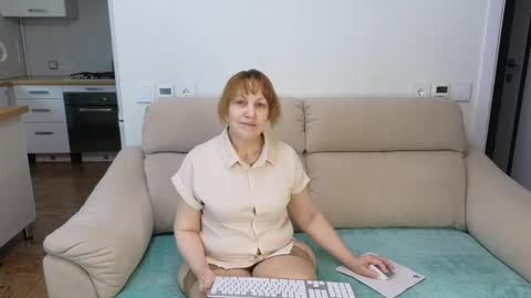 Ava online show from 05-13-26, 08:55