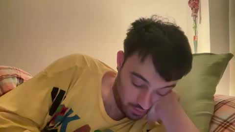 Snapshot of gargoyle_blog chatting on 12-24-24, 02:22 Gargoyle online show from 12-24-24, 02:22