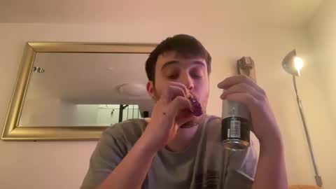 Snapshot of gargoyle_blog chatting on 01-11-25, 06:56 Gargoyle online show from 01-11-25, 06:56