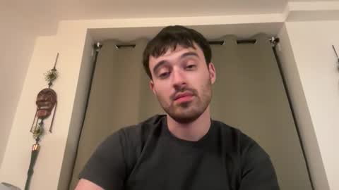 Snapshot of gargoyle_blog chatting on 10-26-25, 04:29 Gargoyle online show from 10-26-25, 04:29