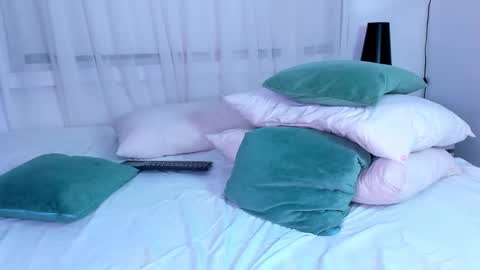 Snapshot of garnetsugar chatting on 12-14-24, 09:18 garnet online show from 12-14-24, 09:18