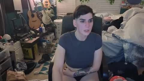 Snapshot of garthvoncoole chatting on 12-03-25, 03:03 HarperxLotus online show from 12-03-25, 03:03