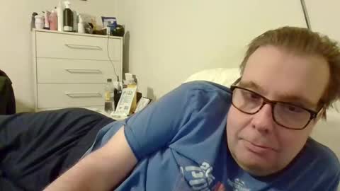 Snapshot of garyg930 chatting on 12-13-24, 05:38 Gary online show from 12-13-24, 05:38