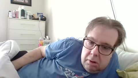 Snapshot of garyg930 chatting on 01-08-25, 05:37 Gary online show from 01-08-25, 05:37