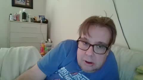 Snapshot of garyg930 chatting on 01-08-25, 08:39 Gary online show from 01-08-25, 08:39