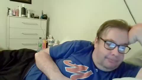 Snapshot of garyg930 chatting on 01-13-25, 03:45 Gary online show from 01-13-25, 03:45