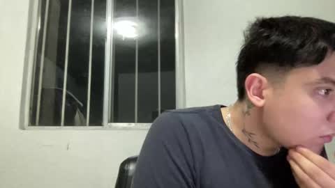 garypinepineapple online show from 04-25-26, 06:16