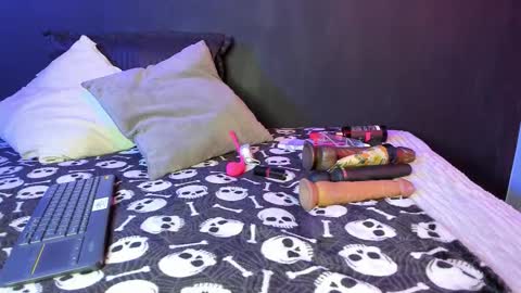  Usagi  online show from 10-03-25, 07:55