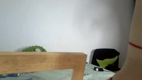 Snapshot of gasby_8 chatting on 06-25-26, 11:20 gasby online show from 06-25-26, 11:20