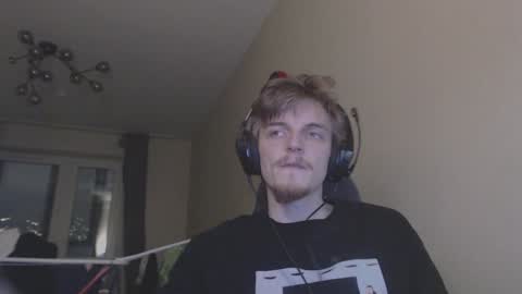 Snapshot of gasturfahe chatting on 02-07-25, 03:45 gasturfahe online show from 02-07-25, 03:45