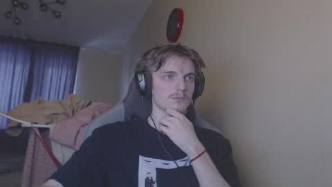 Snapshot of gasturfahe chatting on 02-11-25, 07:54 gasturfahe online show from 02-11-25, 07:54