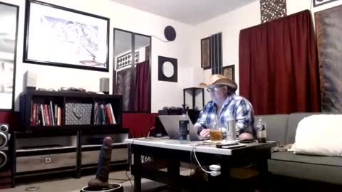 gatewaylaptop2019 online show from 11-16-25, 04:51