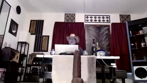 gatewaylaptop2019 online show from 11-22-25, 03:11