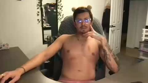  Aladdin online show from 10-18-25, 01:08