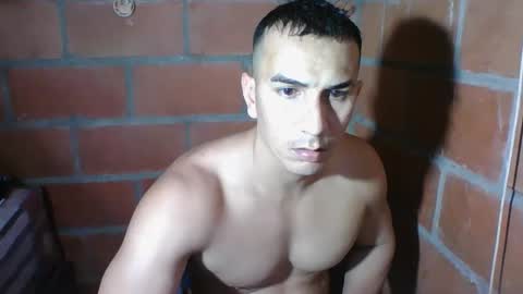 Snapshot of gattitosexy_95 chatting on 10-28-25, 07:16 gattitosexy_95 online show from 10-28-25, 07:16