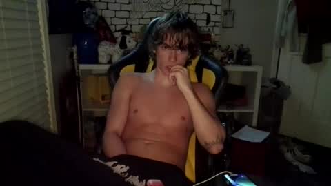 Snapshot of gavatr0n chatting on 07-04-26, 05:13 gavatr0n online show from 07-04-26, 05:13