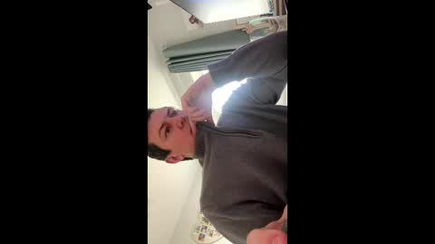 Snapshot of gaz101993 chatting on 11-05-25, 01:00 GazP online show from 11-05-25, 01:00