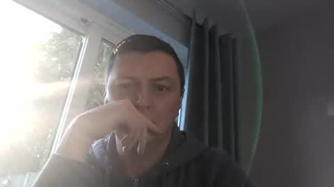 Snapshot of gaz101993 chatting on 11-19-25, 10:37 GazP online show from 11-19-25, 10:37