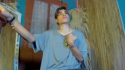 HAN online show from 12-03-25, 01:31