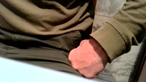 gazjones231 online show from 11-22-25, 12:04