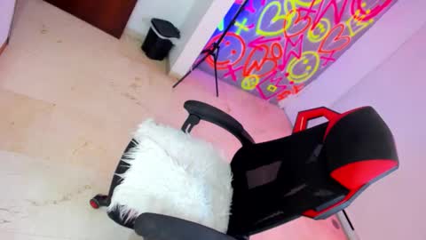 geanna_rose online show from 10-30-25, 05:42