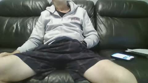 Snapshot of geeezer64 chatting on 11-17-25, 02:39 geeezer64 online show from 11-17-25, 02:39