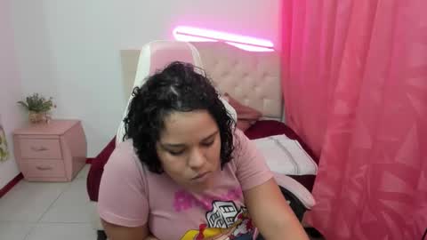 Snapshot of gema_angels chatting on 09-13-25, 12:10 gema_angels online show from 09-13-25, 12:10
