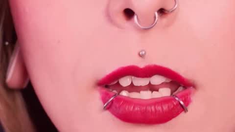 Snapshot of gemarodriguez_ chatting on 11-24-25, 05:29 Gemma online show from 11-24-25, 05:29