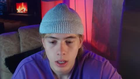 Snapshot of gemdominus chatting on 11-01-25, 06:43 Gem Dominus online show from 11-01-25, 06:43