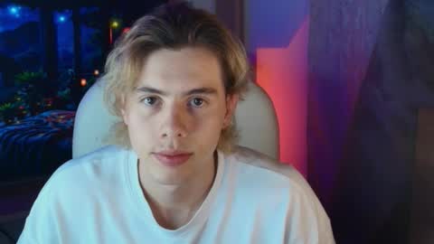 Snapshot of gemdominus chatting on 11-03-25, 01:19 Gem Dominus online show from 11-03-25, 01:19