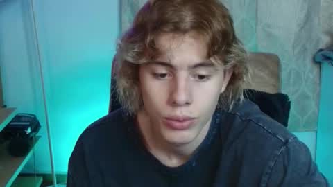 Snapshot of gemdominus chatting on 01-11-26, 10:37 Gem Dominus online show from 01-11-26, 10:37