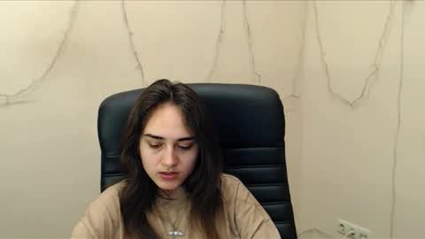 Gemma online show from 03-06-25, 06:08