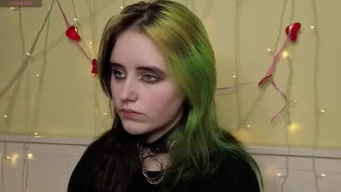 Ilona online show from 10-18-25, 06:52