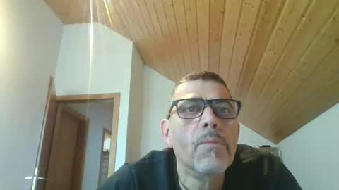 Snapshot of gen3841 chatting on 12-20-24, 11:00 Gen online show from 12-20-24, 11:00