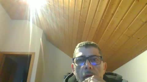 Snapshot of gen3841 chatting on 01-20-25, 07:04 Gen online show from 01-20-25, 07:04