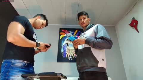 Snapshot of gendersonfit chatting on 02-25-25, 01:28 gendersonfit online show from 02-25-25, 01:28