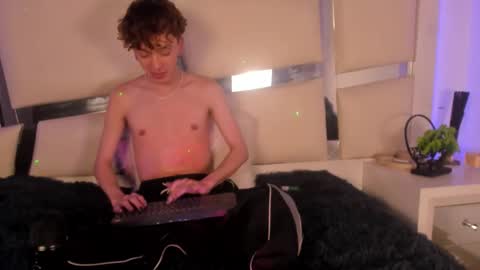 Genesis online show from 11-26-25, 05:19