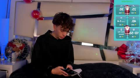 Snapshot of genesis_ask chatting on 12-17-25, 04:18 Genesis online show from 12-17-25, 04:18